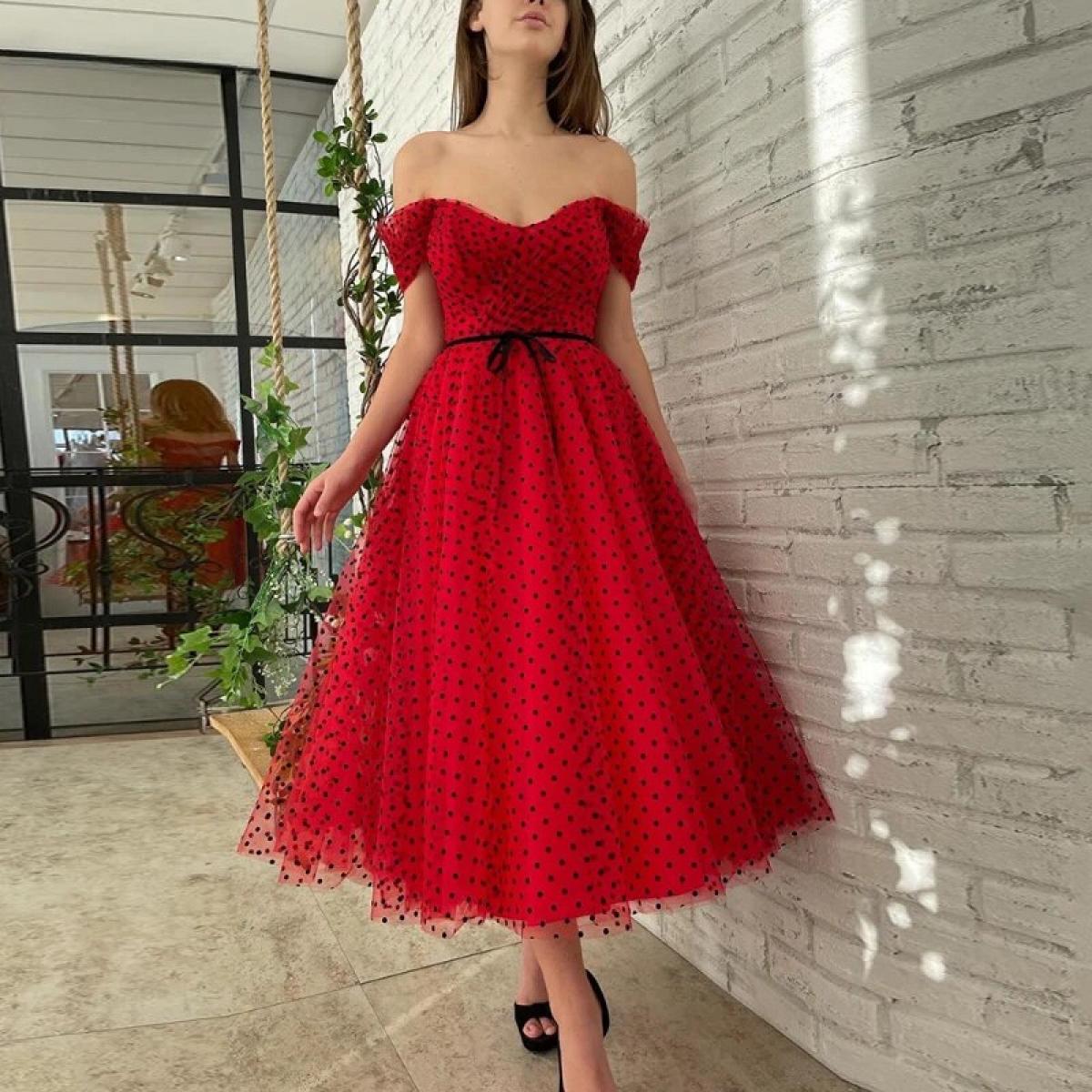 https://d3en8d2cl9etnr.cloudfront.net/1581041-large_default/formal-dresses-for-women-party-wedding-evening-luxury-dress-elegant-go.jpg