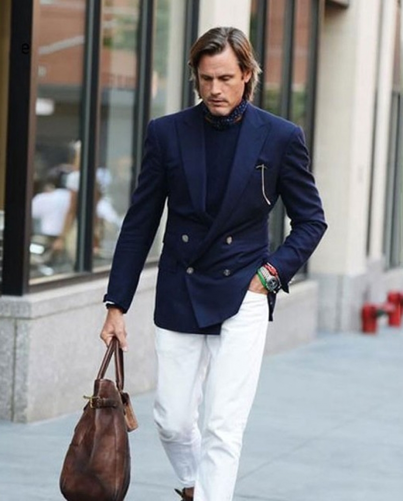 Classic Summer Style: White Chinos - He Spoke Style | Blue blazer outfit  men, Light blue blazer, Mens outfits