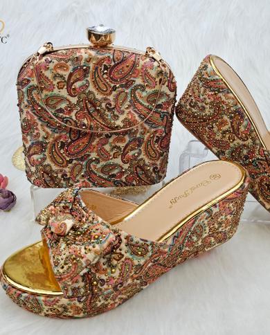 Qsgfc Vintage Exquisite Gold Color Paisley Pattern Butterfly Design Ladies Middle Heel Sandals Shoe Bag Set  Pumps