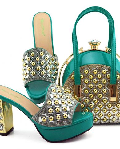 Sapatos e bolsas de verão com design italiano azul-petróleo para combinar com o conjunto de festa de salto alto nigeriano com bo
