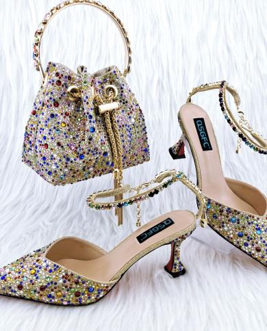 The New Colorful Diamond Pointed Shoes Bag Soft Bag Anklet Design Middle Heel Womens Shoes And Bag Suitable For Wedding