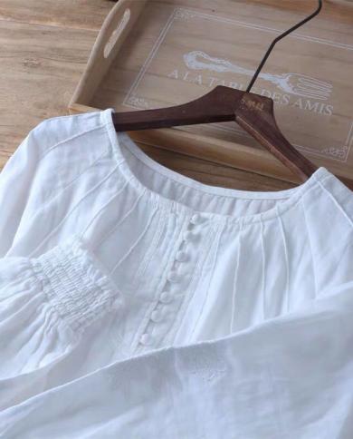 Nova Moda Primavera Feminina Camisas Brancas Soltas de Manga Longa 100 Algodão Bordado Oneck Blusa Casual Femme Tops V206 Bl