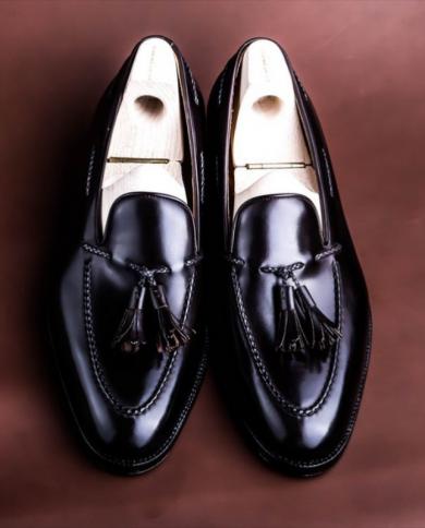 حذاء رجالي جديد بدون كعب من البولي يوريثان بلون سادة أنيق للأعمال التجارية غير الرسمية لحفلات الزفاف مستديرة بمقدمة الحذاء ريترو