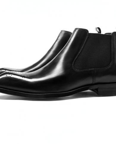 2022 الخريف الرجال الأحذية نمط جديد فاخر جلد طبيعي الانزلاق على الاتجاه البريطاني الكلاسيكي أحذية تشيلسي Brogues الكاحل