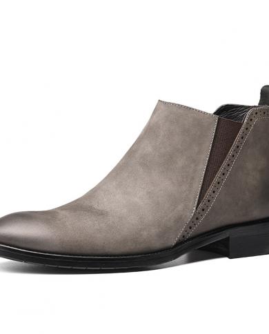 حذاء رجالي فاخر من جلد البقر الأصلي 2023 طراز جديد مصنوع يدويًا مريح سهل الارتداء حذاء رجالي أسود للكاحل