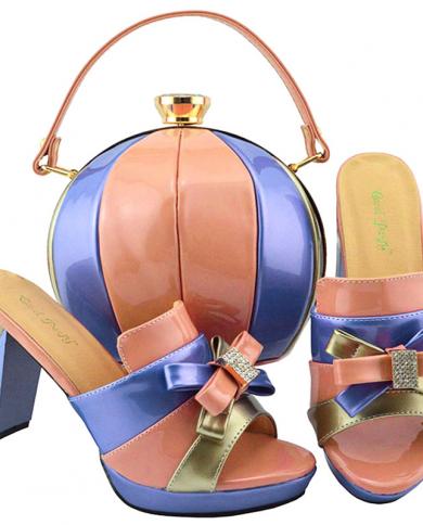 Última moda design italiano mulheres bombas de casamento com bolsa venda quente festa senhoras sapatos e bolsa conjunto em azul-