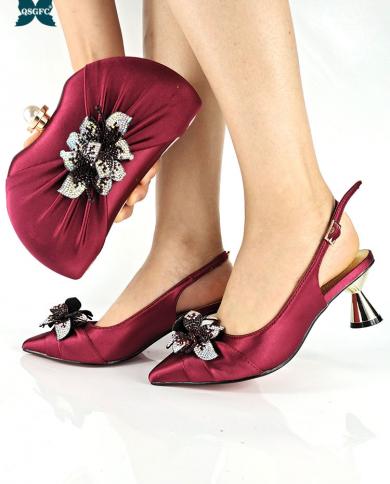 Nigerian  New Arrival Italian Design Elegant Party Women Shoes And Bag Set With Special Flower Decoration In Wine Color 