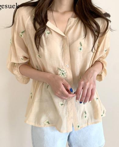 Summer Casual Sunscreen Shirts  Style Embroidery Floral Retro Loose Chiffon Blouse Women O Neck Sweet White Tops 15281sh