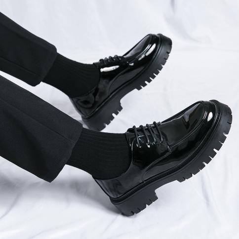 جديد أسود المتسكعون الرجال براءات أحذية من الجلد تنفس الصلبة عارضة الأحذية اليدوية شحن مجاني الرجال اللباس الأحذية
