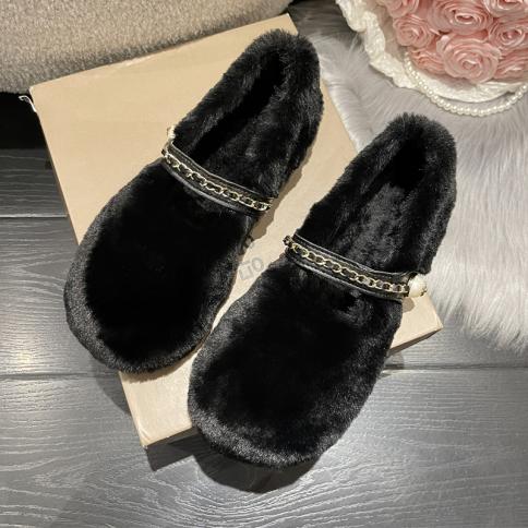 Fur Winter Women Flats Fad Chain Shallow Cotton Shoes 2023 New Casual Dress Warm Boots Plush Designer Women Walking Soft