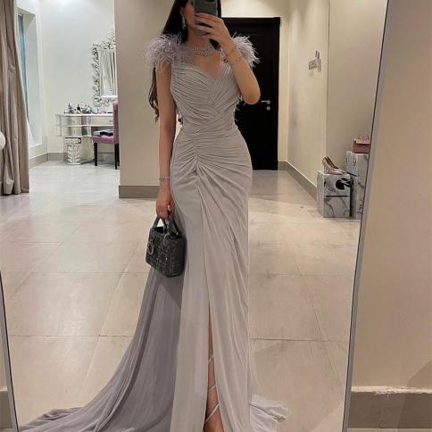 Elegant Long V Neck Chiffon Evening Dresses With Feathers Mermaid Prom Dress Sweep Train Pleated Zipper Back Formal Part