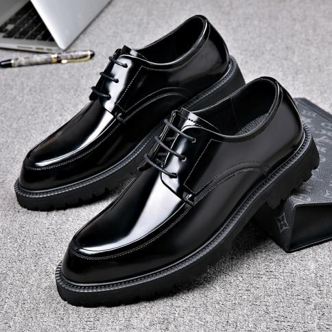 נעלי עור אמיתי לגברים נעלי לבוש עבות בסגנון בריטי קז'ואל נעלי חתונה מחודדות שמלת מעצב שיער