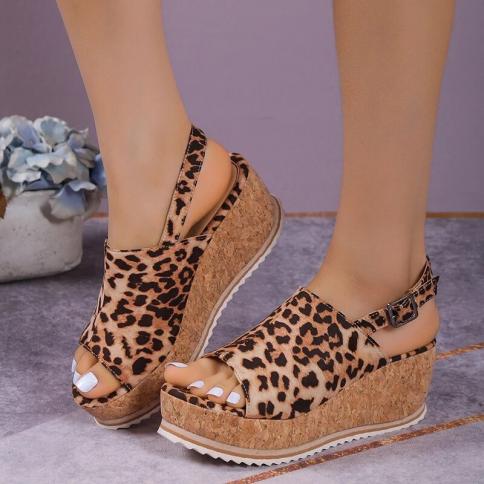 2023 scarpe calde di vendita per le donne sandali peep toe sandali da donna estivi femminili moda nuova PU sandali con zeppa con