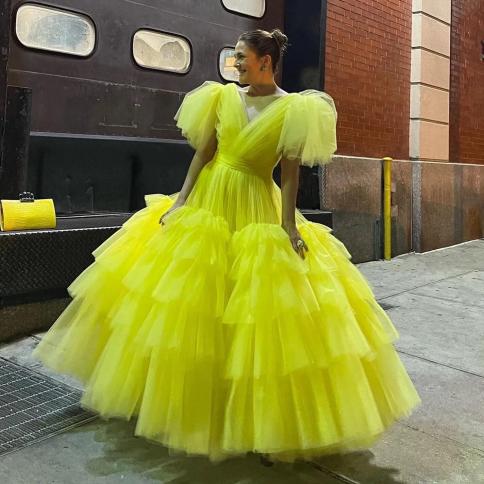 Pretty Yellow Layered Tulle Prom Party Dresses Extra Puffy Ruffle Long Evening Party Dress For Women 2022 Robes De Soir