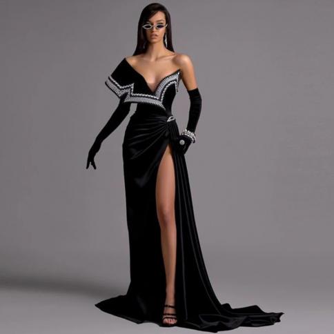 שמלות נשף שחורות שחורות כתף אחת באורך רצפת סחף גבוהה חרוזים פנינים צווארון צווארון קפל קפל מסיבת משתה רוכסן