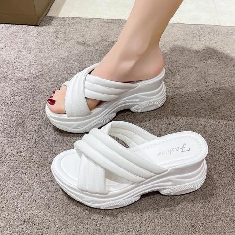 Fashion Arrival Slippers Concise Women Sandals Flats Platforms Casual Comfortable Soft Pu Leather Shoes Woman Summer Sli