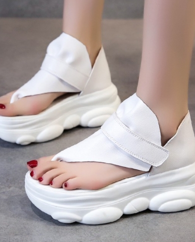 Femmes plate-forme sandales 2022 été nouveau string femmes sandales mode à talons hauts femmes chaussures mode sandales femmes