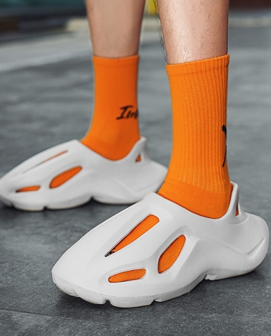 Mens Women Luxury Designer Brand Men Fashion Foam Runner Summer Sandals Slides Man Casual Slippers Beach Clogs Garden E