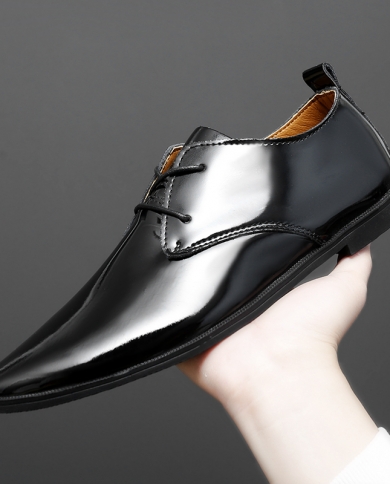 Luxury Designer Black White Patent Leather Oxford Casual Shoes For Men Formal Wedding Dress Homecoming Sapatos Tenis Mas