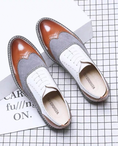 Zapatos de cuero para hombre, zapatos Oxford informales de negocios para jóvenes con punta puntiaguda a juego de Color Pu Artifi